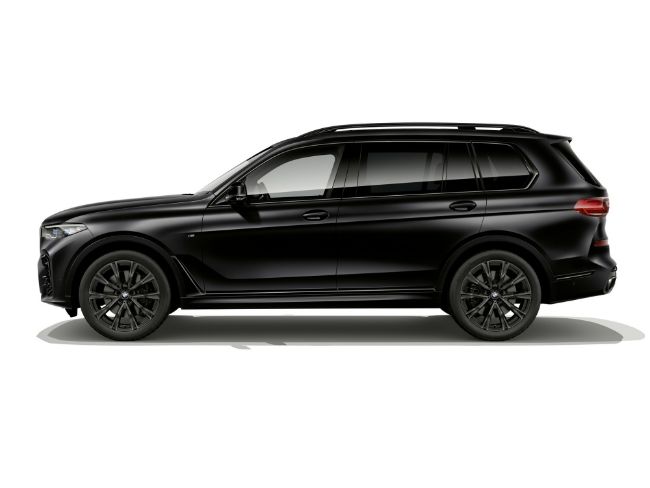 BMW-X7-Edition-in-Frozen-Black-2 BMW-X7-Edition-in-Frozen-Black-2
