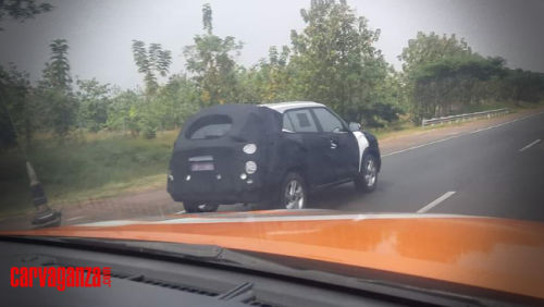 Berlenggang di Tol, Mobil Hyundai Buatan Indonesia Bersembunyi Dibalik Kelambu Hitam