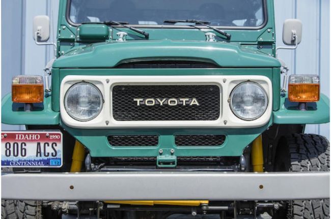 2021/07/Toyota-Land-Cruiser-FJ40-Tom-Hanks-10.jpg