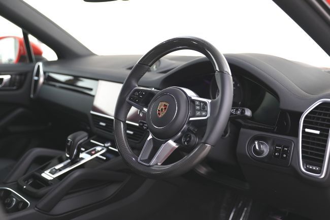 2021/08/Porsche-Cayenne-Coupe-Best-Luxury-Car-Award-3.jpg