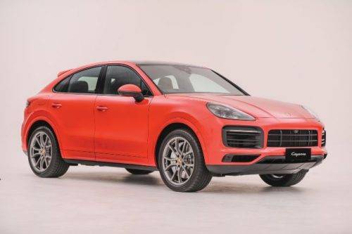 Carvaganza Editors’ Choice Awards 2021: Porsche Cayenne Coupe Terpilih Untuk Best Luxury Car Award Carvaganza Editors’ Choice Awards 2021: Porsche Cayenne Coupe Terpilih Untuk Best Luxury Car Award