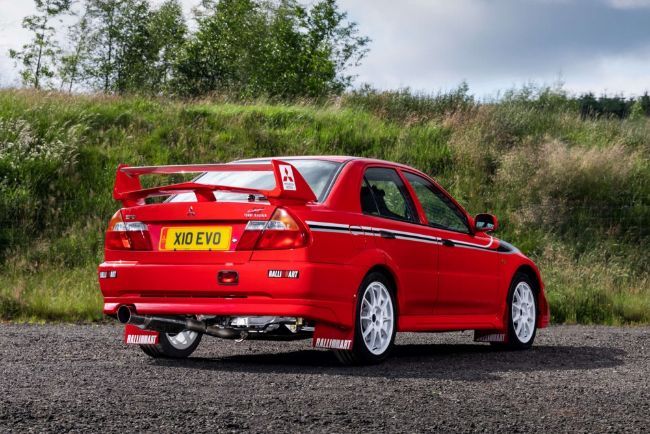 2021/08/2000-Mitsubishi-Lancer-Evolution-VI-Tommi-Makinen-Edition-15.jpg