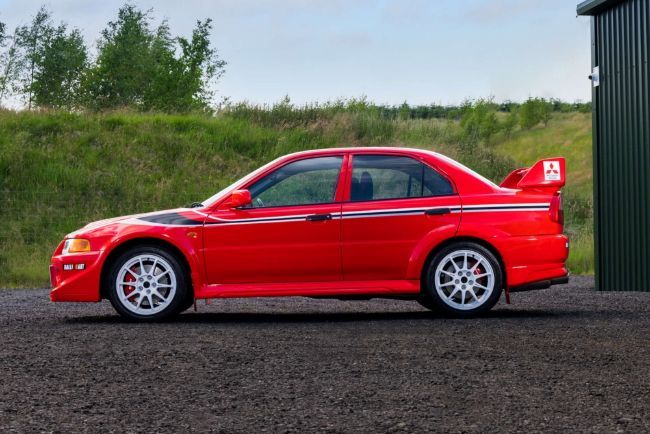 2021/08/2000-Mitsubishi-Lancer-Evolution-VI-Tommi-Makinen-Edition-16.jpg