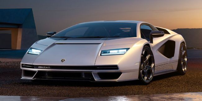 2021/08/lamborghini-countach-lpi-800-4-107-1628616856.jpg
