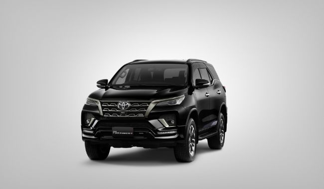 2021/08/Toyota-Fortuner-GR-Sport.jpg
