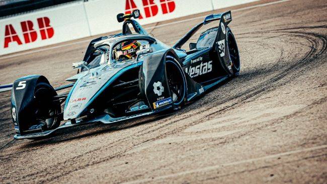 Baru Juara, Mercedes Malah Pilih Tinggalkan Formula E Mercedes FE