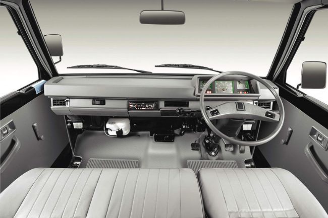 Mitsubishi Colt L300