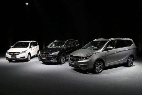 Rayakan Usia 4 Tahun, Wuling Cortez Jadi Medium MPV Bermesin Bensin Turbo yang Kompetitif Rayakan Usia 4 Tahun, Wuling Cortez Jadi Medium MPV Bermesin Bensin Turbo yang Kompetitif