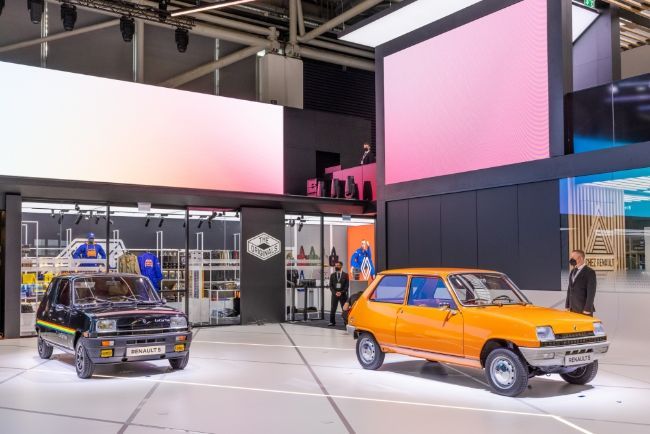 2021/09/Renault-5-Prototype-Munich-Motor-Show-2021-2.jpeg