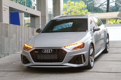 VIDEO: Mobil Keluarga Bertenaga Buas, Audi RS4 Avant VIDEO: Mobil Keluarga Bertenaga Buas, Audi RS4 Avant