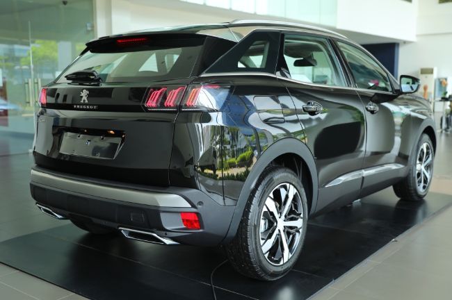 2021/10/New-Peugeot-3008-2021-9.jpeg
