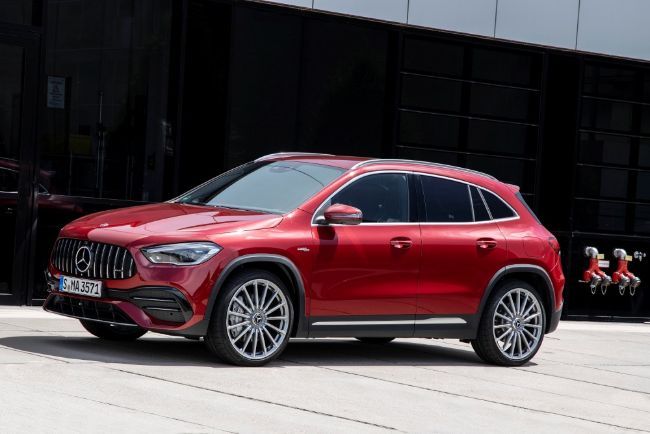 2021/10/Mercedes-AMG-GLA-35-4Matic-2.jpg