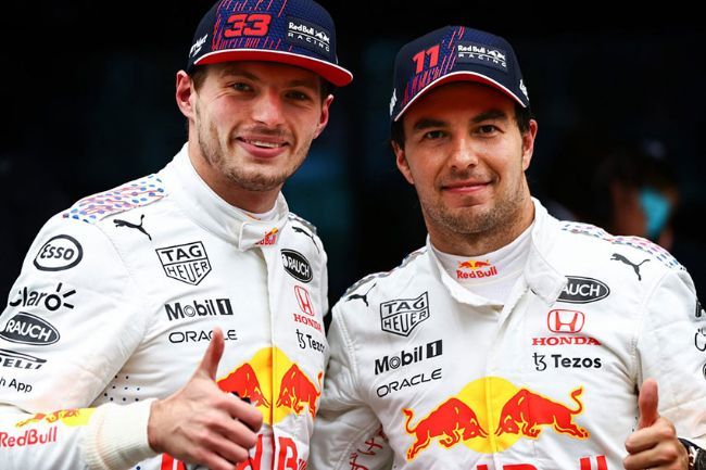 Max Verstappen dan Sergio Perez