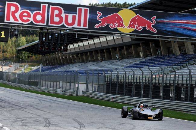 Rekor LaFerrari di Red Bull Ring Kalah Oleh Mobil Sport Bermesin 2.5 Liter BAC Mono R