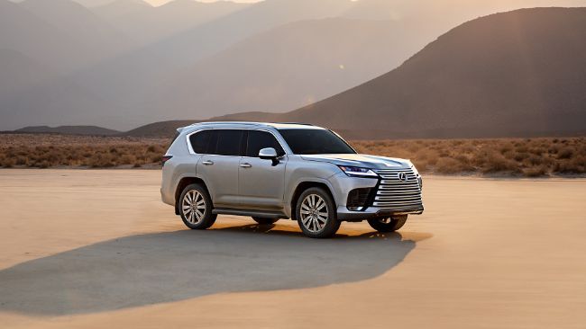 2021/10/2022-Lexus-LX-3.jpg
