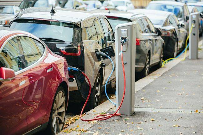 Gaikindo Dukung Agenda Konversi Mobil Dinas Pemerintah Jadi Listrik Mobil Listrik