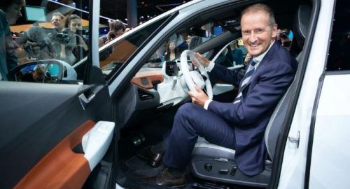 Boss VW Tolak Transisi Kendaraan Listrik Secara Bertahap dan Perlahan 