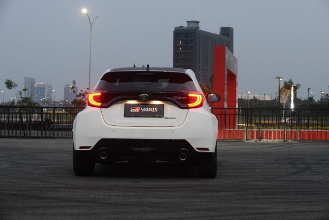 2021/10/First-Drive-Toyota-GR-Yaris-2021-2.jpg
