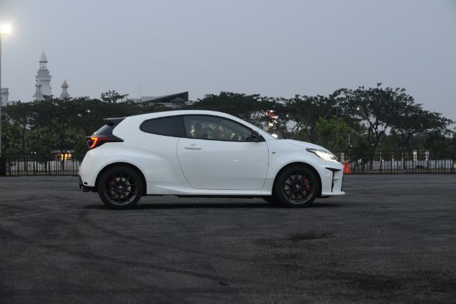 2021/10/First-Drive-Toyota-GR-Yaris-2021-3.jpg
