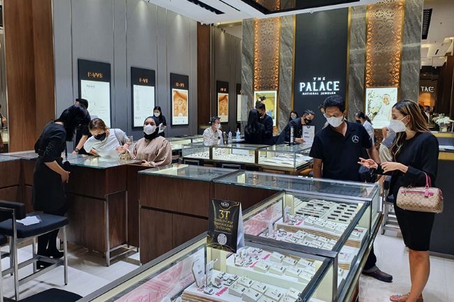 The Palace Jeweler