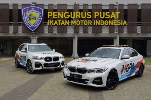Mobil Hybrid BMW Jadi Kendaraan Resmi Sirkuit Mandalika