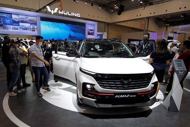 Wuling Terima SPK 1.448 Unit di GIIAS 2021, Almaz dan Almaz RS Paling Banyak GIIAS Wuling