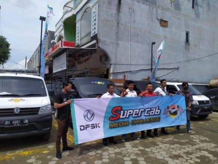 DFSK Super Cab Diuji Konsumsi Bahan Bakarnya di Jambi DFSK Super Cab Diuji Konsumsi Bahan Bakarnya di Jambi