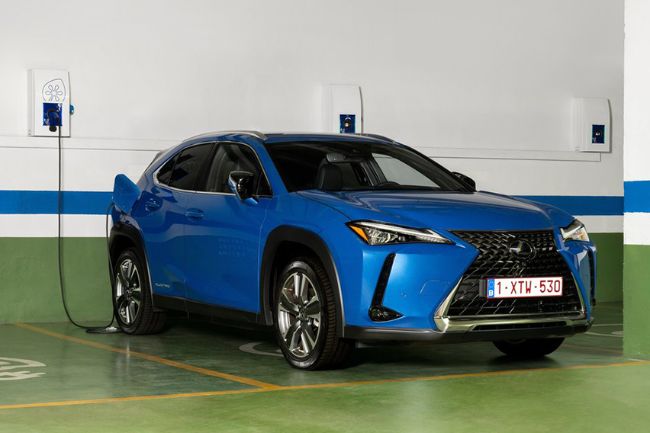 Lexus UX 300e
