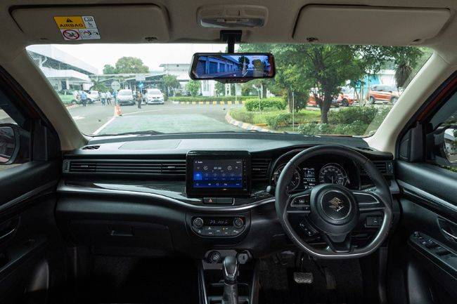 Tips Hindari Kaca Mobil Berjamur, Lakukan 4 Hal Ini tips merawat kaca mobil