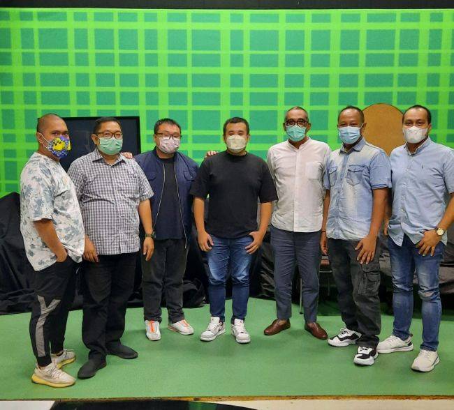 Influencer Otomotif Yang Bilang Pemberitaan Media Hoax Sudah Meminta Maaf Influencer otomotif minta maaf pada media