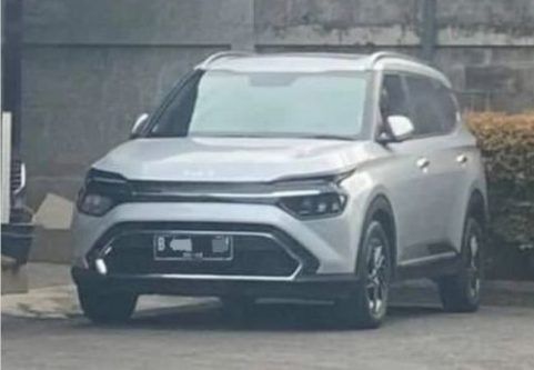 Bocor Foto Carens Generasi Terbaru! Apa kata Kia Indonesia?