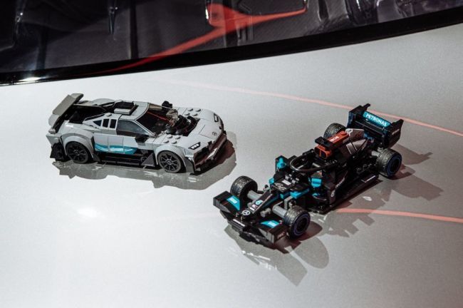 Keren! Lego Siapkan Koleksi Supercar Hingga Mobil F1 Lewis Hamilton