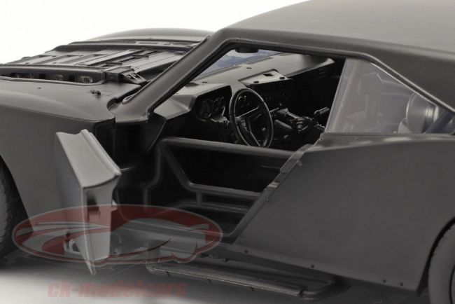 2022/02/Diecast-Batmobile-The-Batman-3.jpg