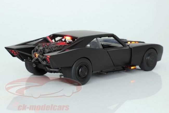 2022/02/Diecast-Batmobile-The-Batman-1.jpg