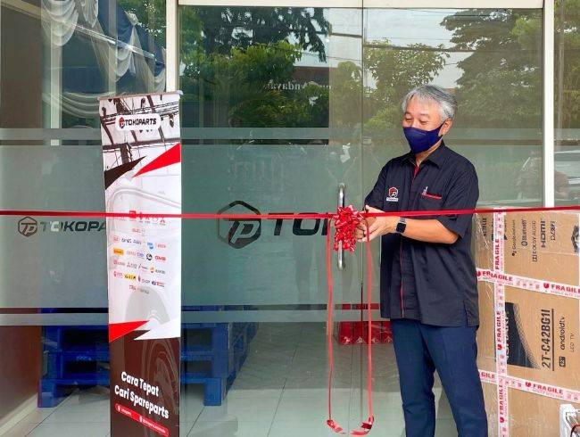 Lebarkan Sayap Hingga Jawa Timur dan Bali, Tokoparts Janjikan Produk Original dan Terjangkau Tokoparts Surabaya
