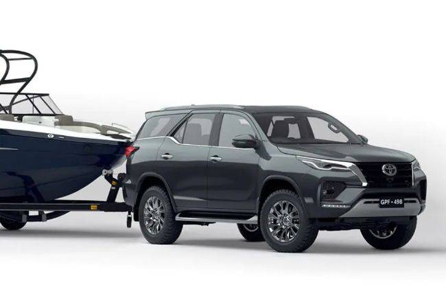 Jangan Iri Lihat Spek Toyota Fortuner Versi Ekspor ke Australia Toyota Fortuner