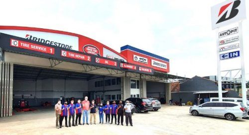 Bridgestone Truck Tire Center Autopit Cirebon Diresmikan Untuk Kebutuhan Kendaraan Komersial Di Kawasan Industri