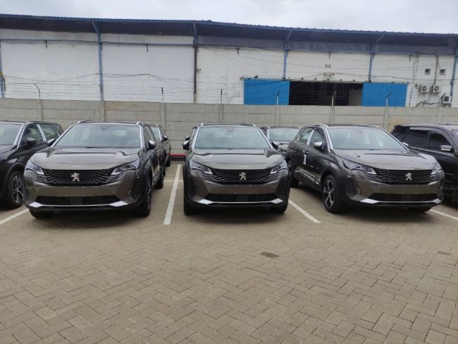 2022/03/Peugeot-3008-2022-Amazonite-Grey-1.jpeg