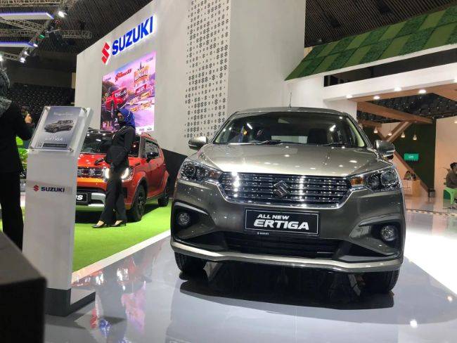 Diskon Gede Suzuki XL7 dan Ertiga di Jakarta Auto Week 2022 Suzuki Ertiga di JAW 2022