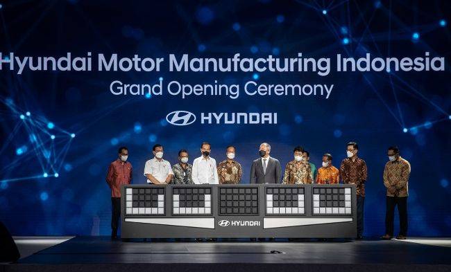 Presiden Joko Widodo Resmikan Pabrik Mobil Hyundai Pertama di Asia Tenggara Peresmian pabrik mobil Hyundai
