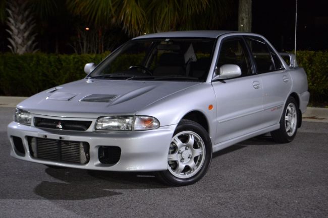 Mobil klasik aplikasi BATOK