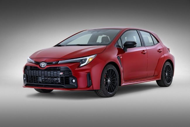 2022/04/2023-Toyota-GR-Corolla-7.jpg