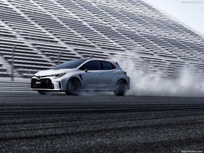 2022/04/Toyota-GR_Corolla-2023-1024-06.jpg