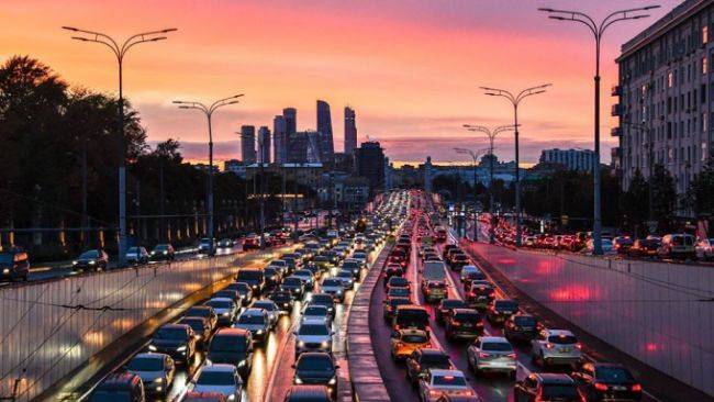 Traffic di kota Moskow.