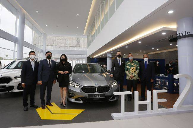 Tambah Lagi, BMW Punya Dealership Premium Pertama di Pekanbaru Dealership Premium BMW di Pekanbaru