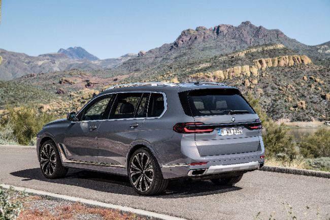 BMW X7 facelift 2022