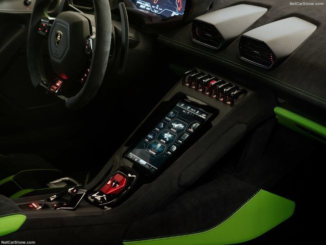 2022/04/Lamborghini-Huracan_Tecnica-2023-1024-28.jpg