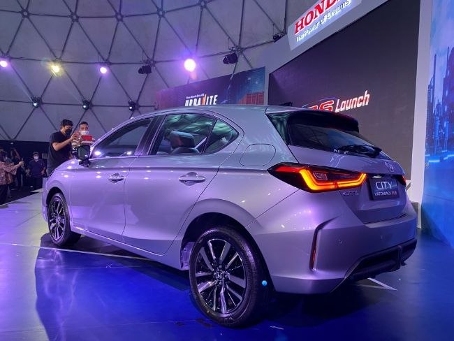 2022/04/Honda-City-Hatchback-RS-with-Honda-Sensing-2022-7.jpg