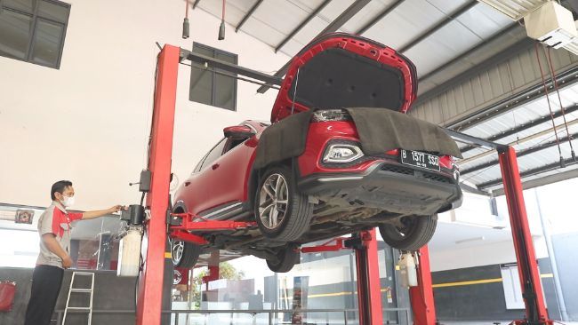 pelayanan servis MG HS i-SMART