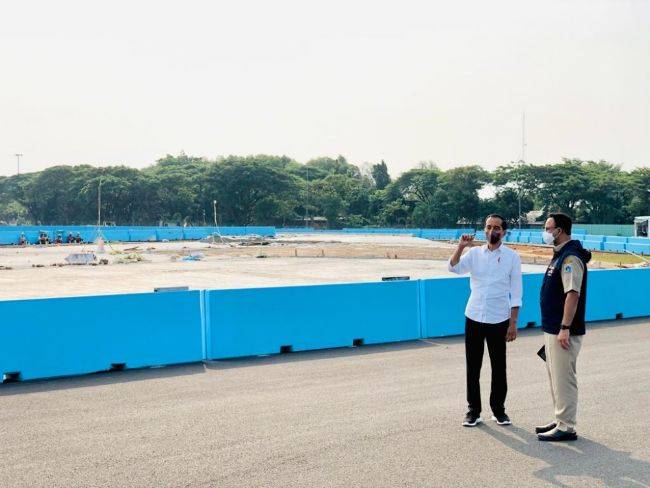 Jokowi Ikut Anies Tinjau Sirkuit Formula E di Ancol, Trek Sudah 100% Jadi Anies Baswedan Jokowi